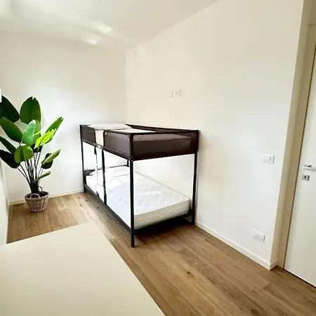 A Due Passi Dal Mare-cube Palace Apartment *